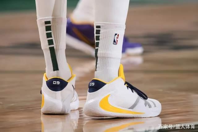 东契奇缺阵华盛顿准绝杀 独行侠终结勇士6连胜